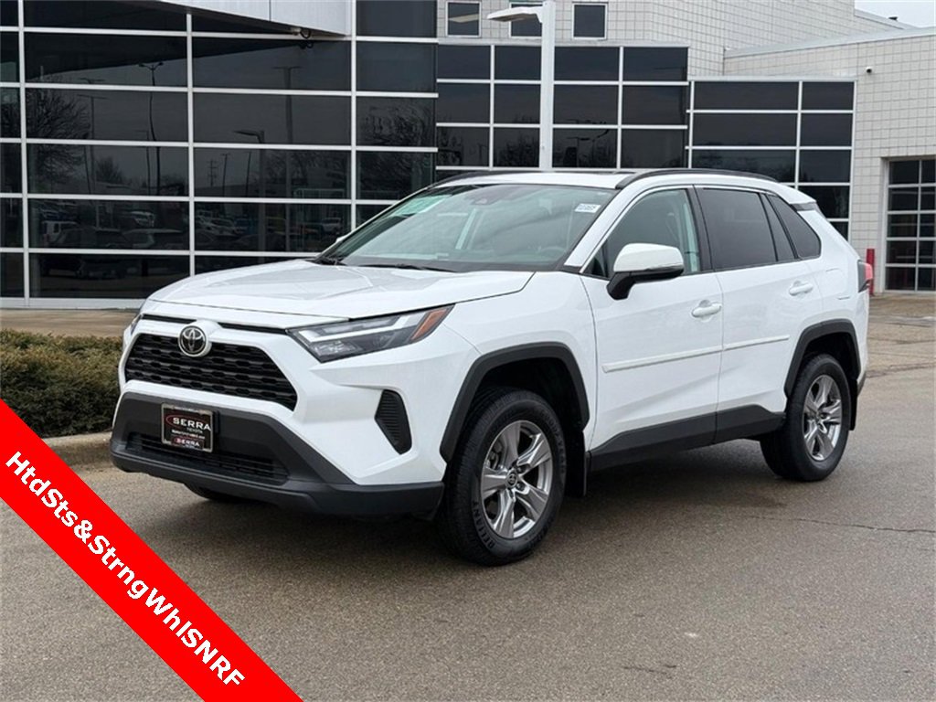Used 2023 Toyota RAV4 XLE w/ Convenience Package image 7