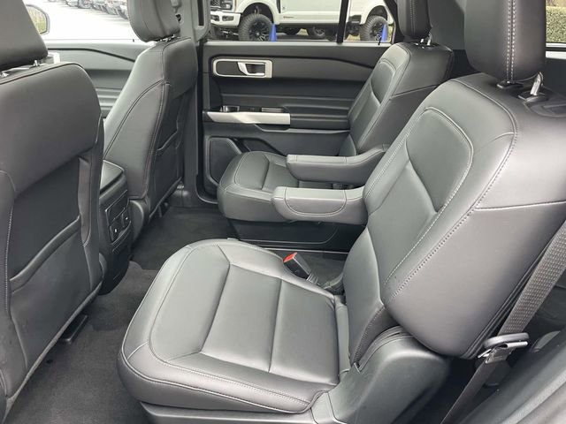 Used 2023 Ford Explorer XLT w/ Equipment Group 202A image 25