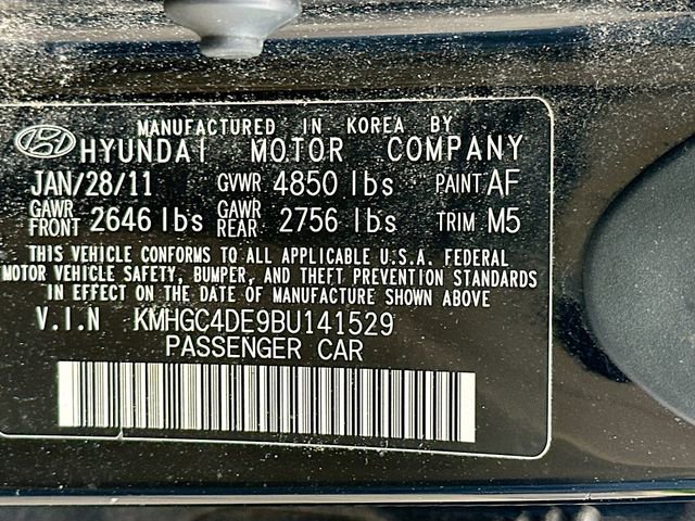 Used 2011 Hyundai Genesis 3.8 RWD image 31