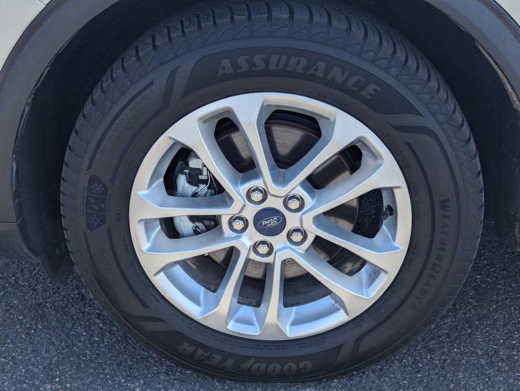 Used 2022 Ford Escape SE AWD/4WD image 13