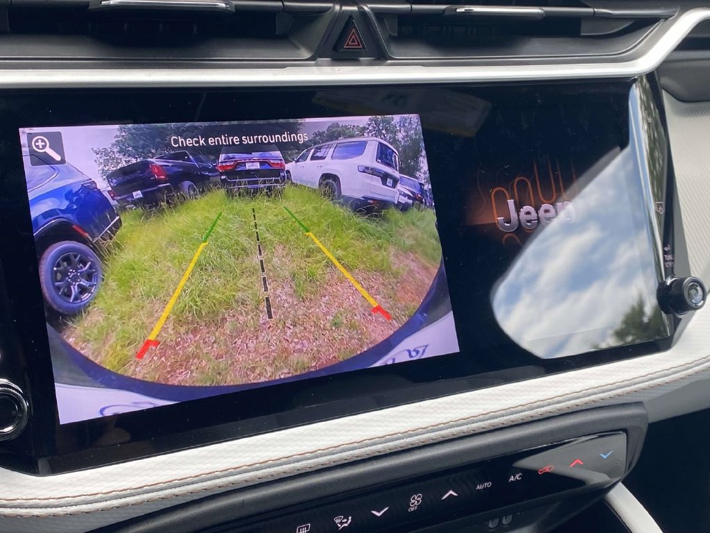 New 2026 Jeep Cherokee Limited AWD/4WD image 49
