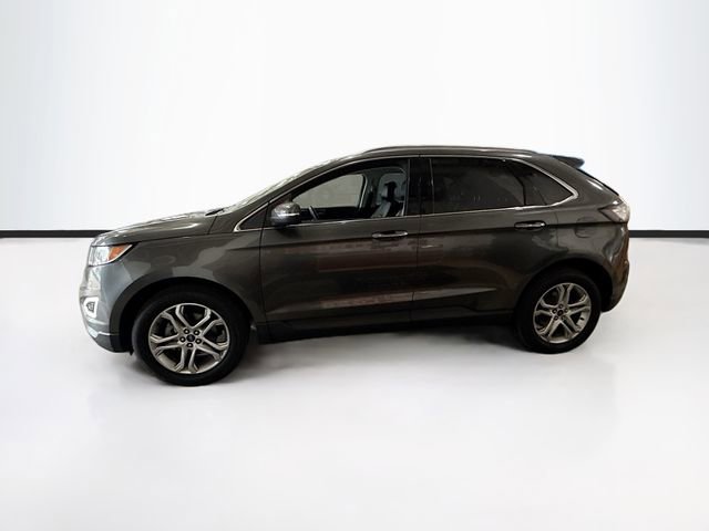 Used 2017 Ford Edge Titanium w/ Technology Package FWD image 9