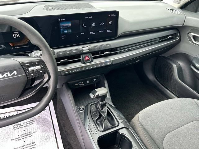 Used 2025 Kia K4 FWD image 21