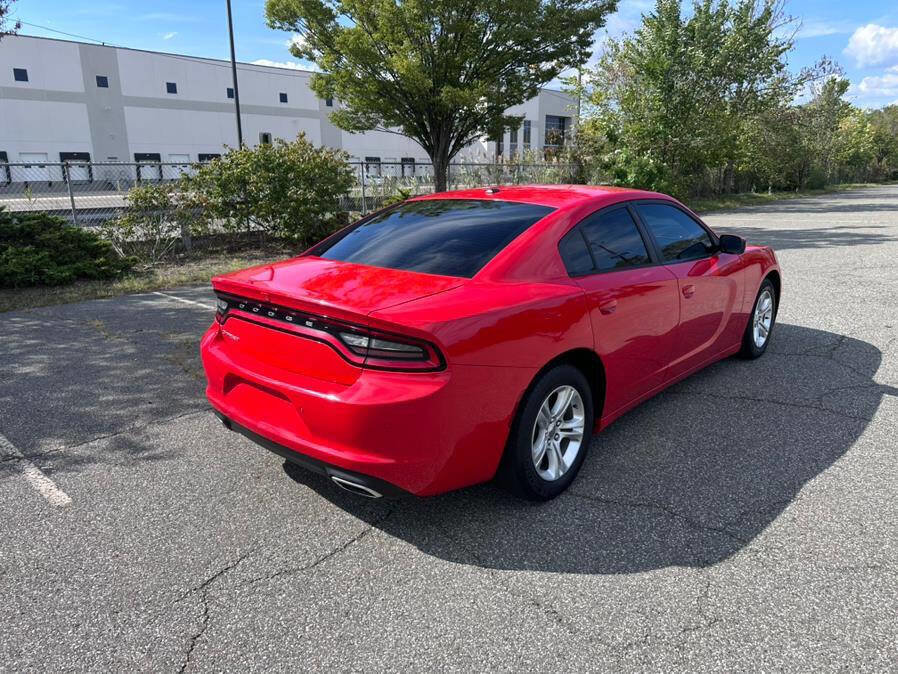 Used 2019 Dodge Charger SXT w/ Leather Interior Group image 8