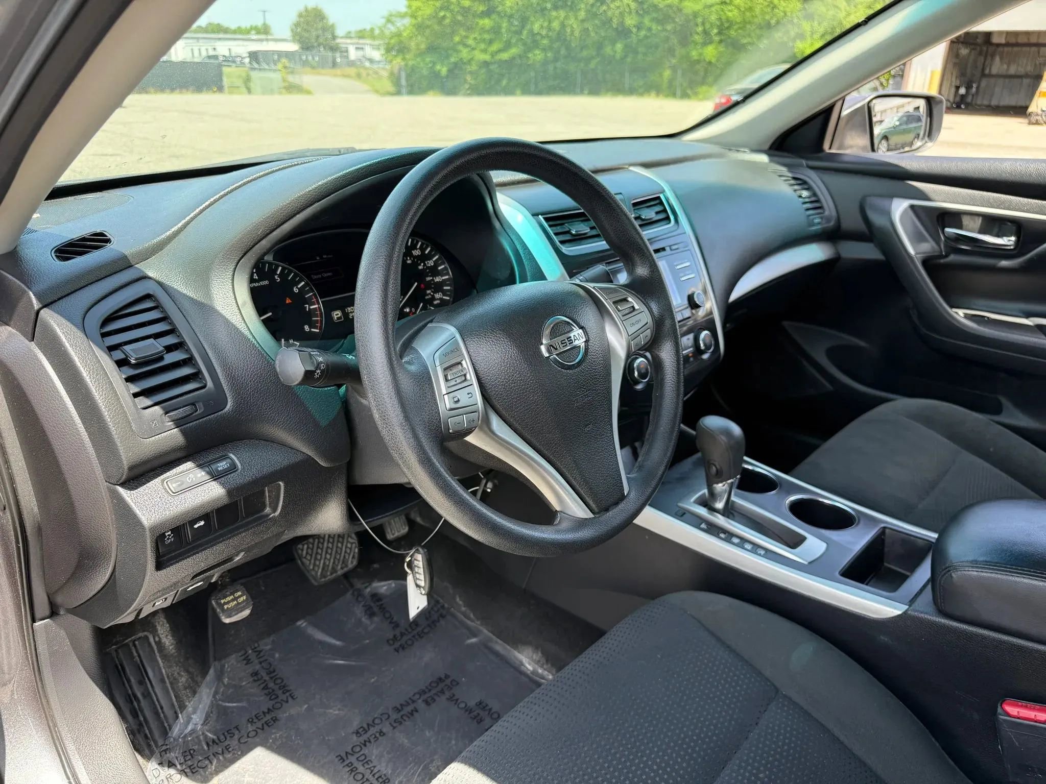 Used 2015 Nissan Altima 2.5 S w/ Special Edition Package FWD image 17