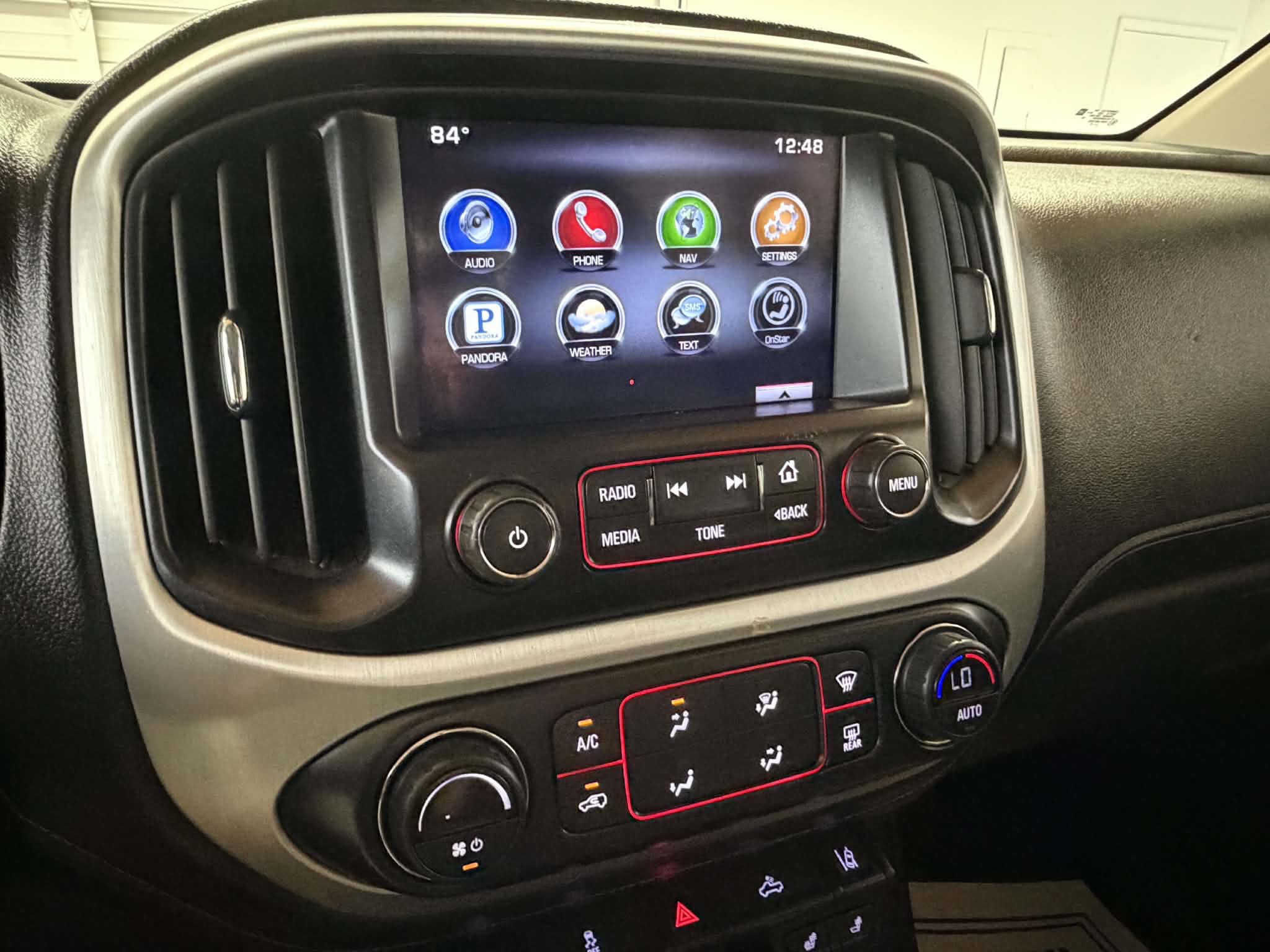 Used 2015 GMC Canyon SLT w/ Driver Alert Package AWD/4WD image 15