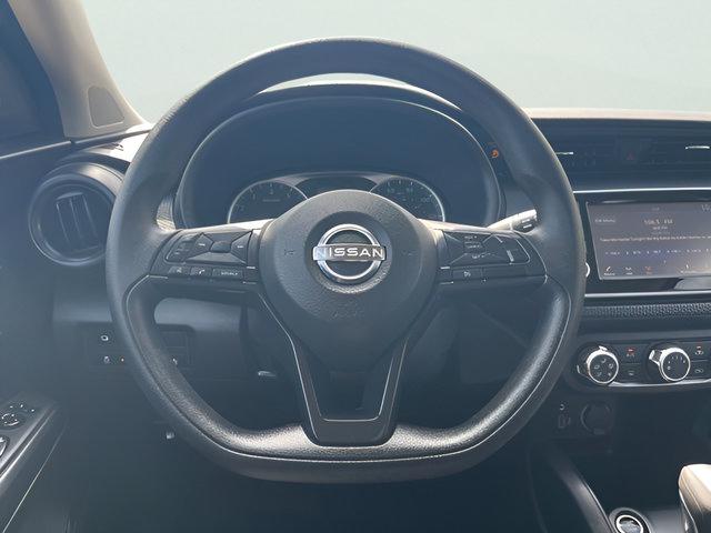 Used 2024 Nissan Kicks S FWD image 17
