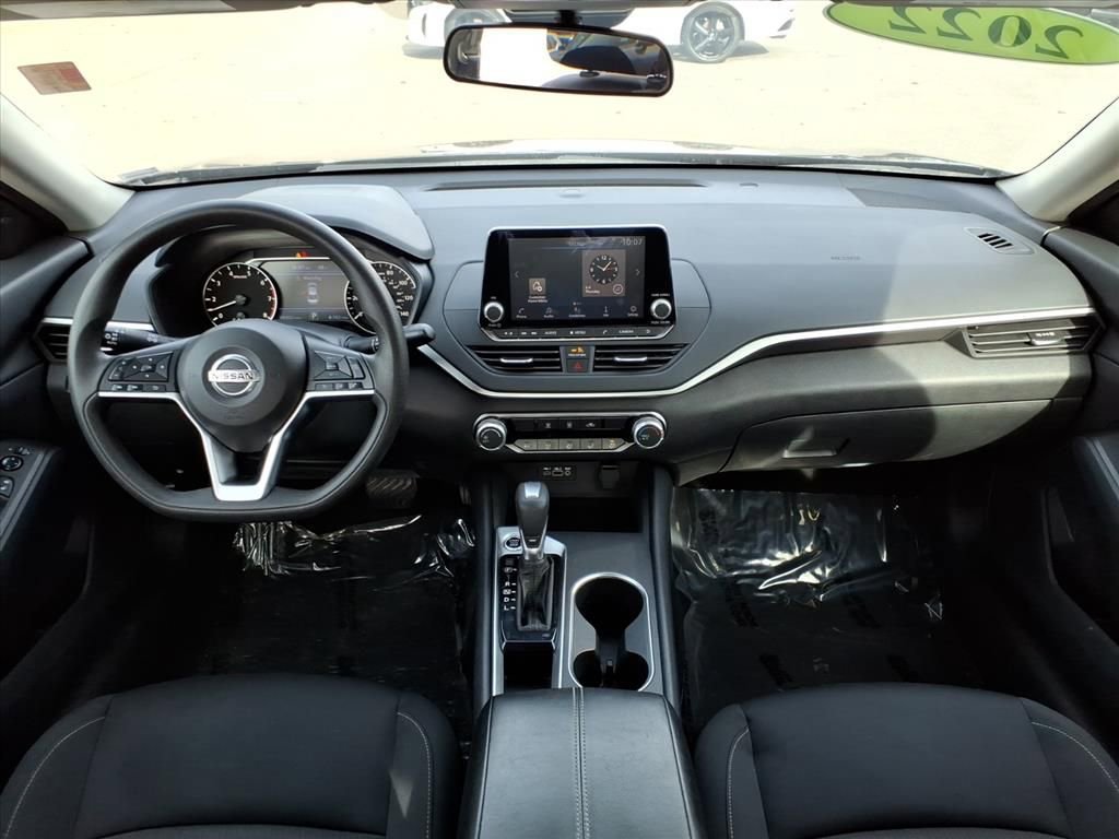 Used 2022 Nissan Altima 2.5 SV image 16