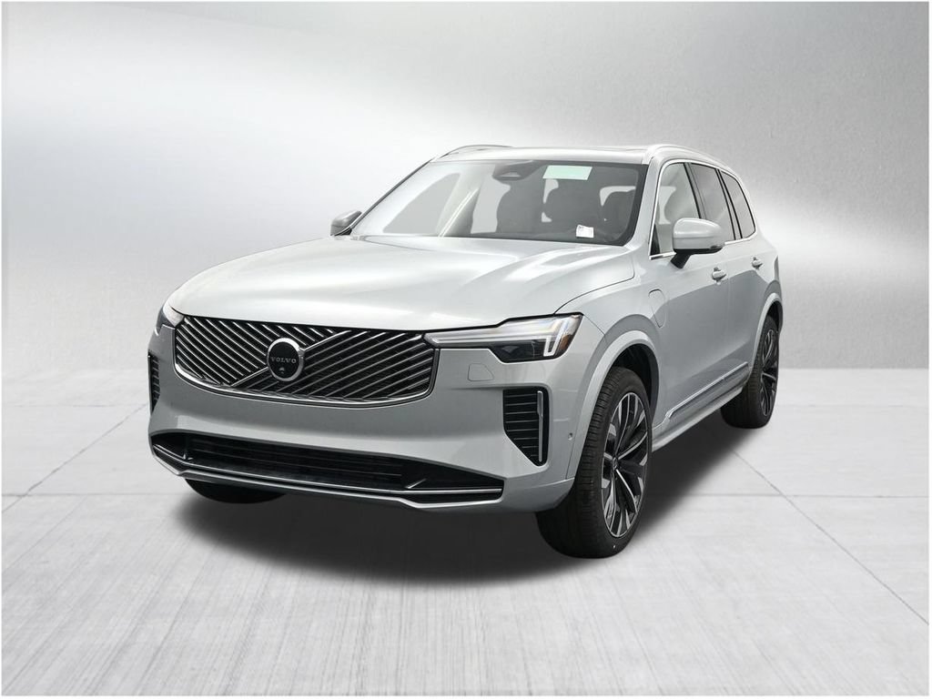 New 2026 Volvo XC90 T8 Plus w/ Protection Package Premier AWD/4WD image 8