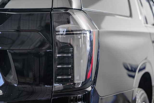 New 2026 Chevrolet Suburban High Country image 6