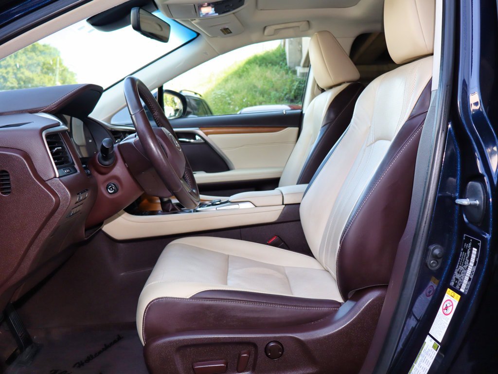 Used 2019 Lexus RX 450h AWD w/ Navigation Package image 16