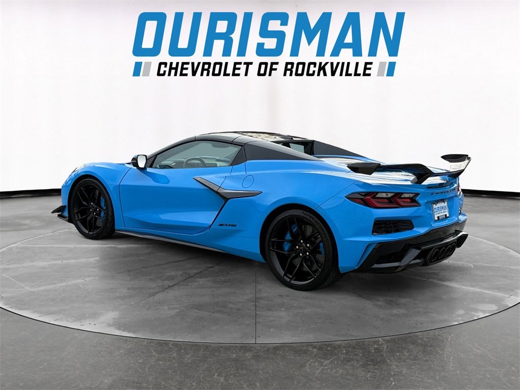 Used 2025 Chevrolet Corvette Z06 w/ Z07 Performance Package image 4