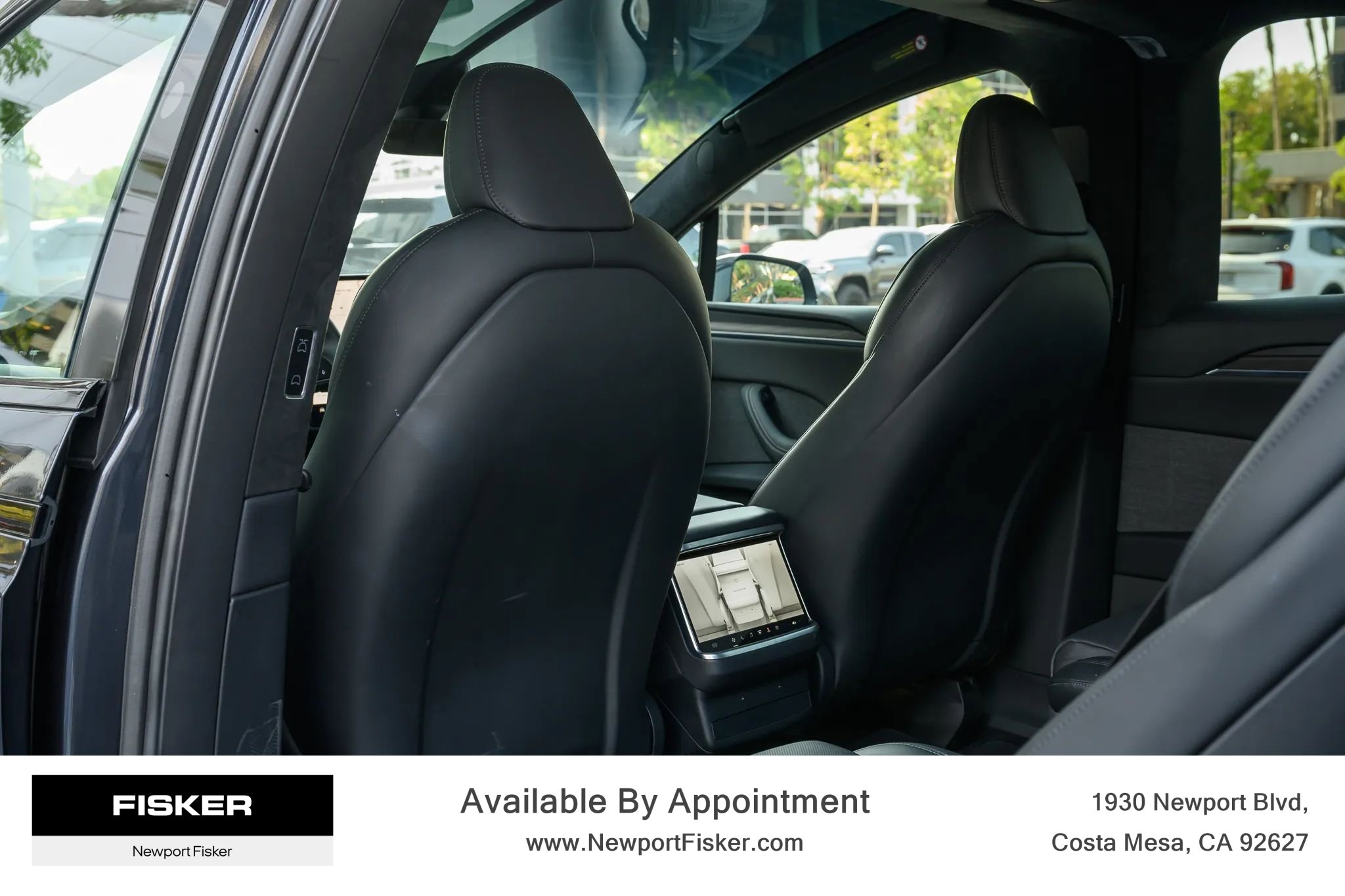 Used 2024 Tesla Model X image 17