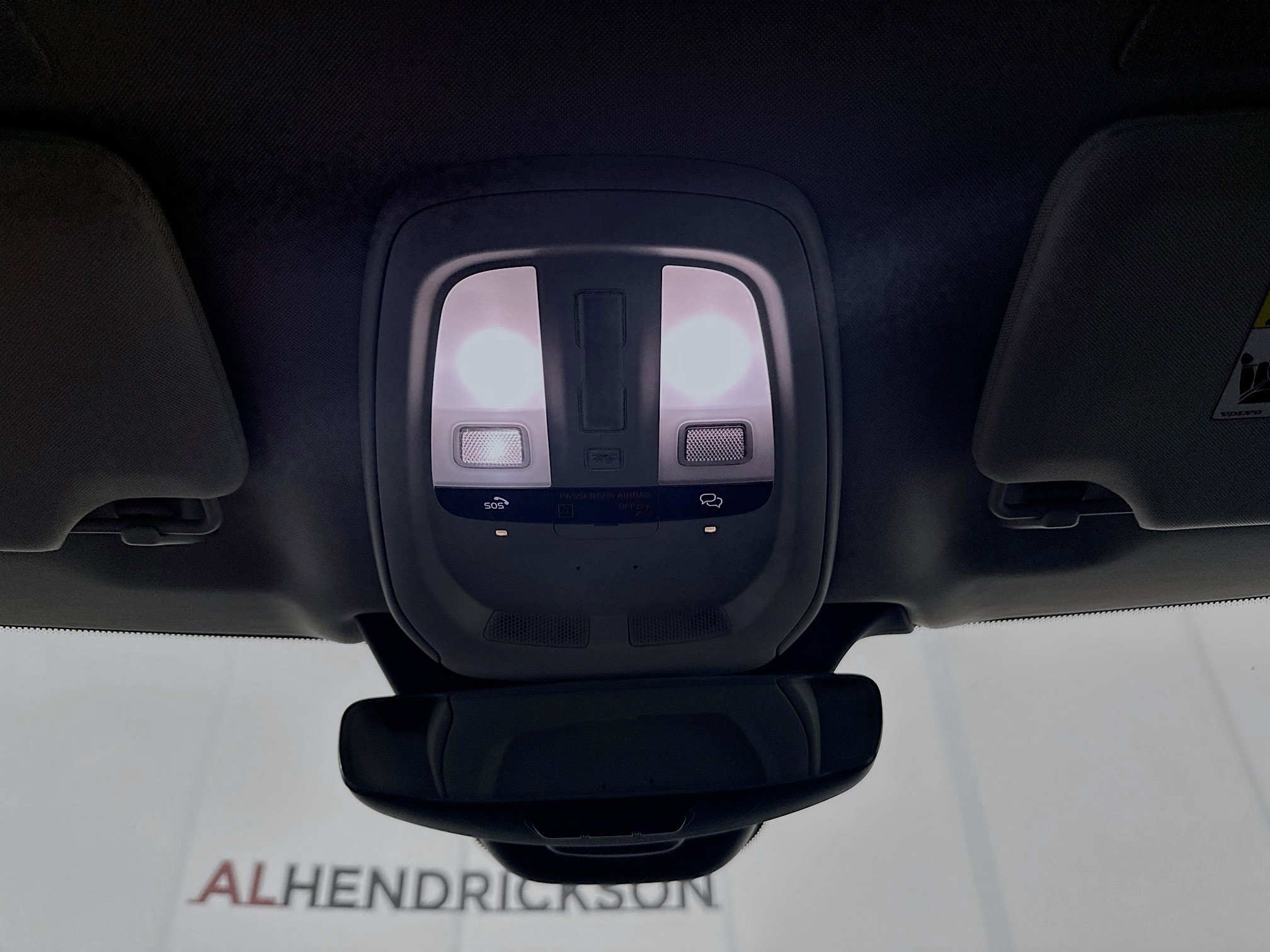 Used 2023 Volvo XC90 B6 Core image 18