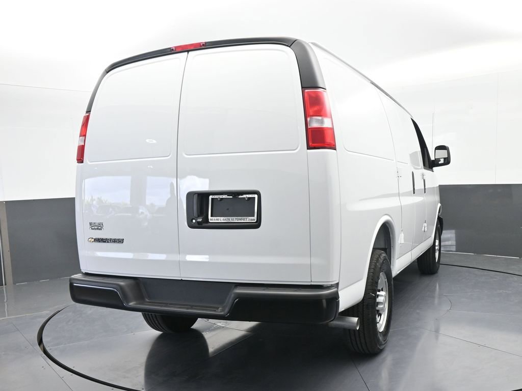 New 2025 Chevrolet Express 2500 w/ Driver Convenience Package image 5