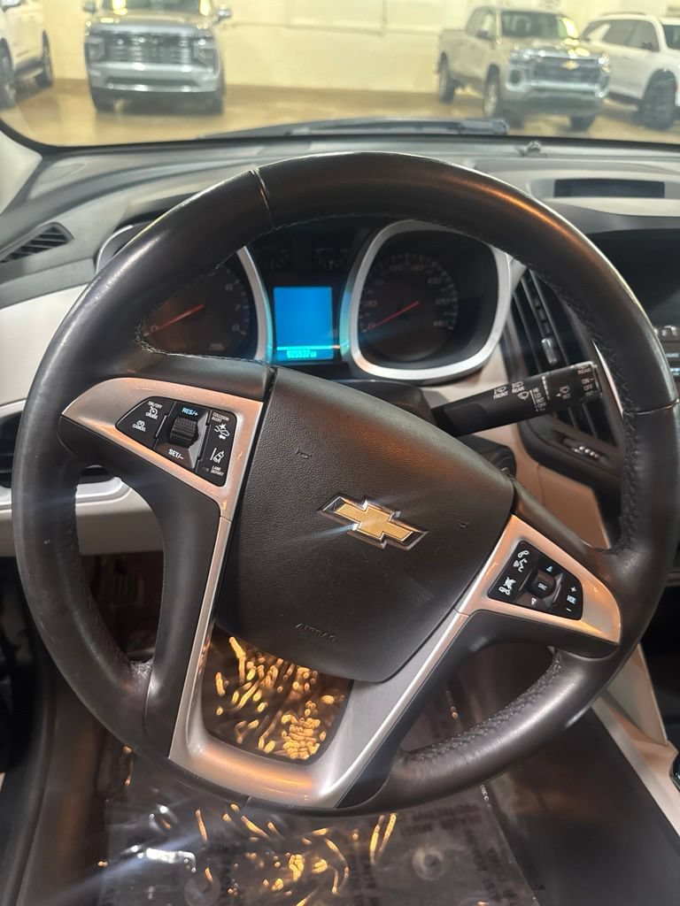 Used 2016 Chevrolet Equinox LTZ w/ Enhanced Convenience Package AWD/4WD image 10