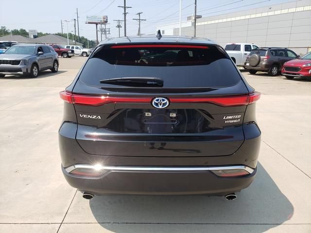 Used 2022 Toyota Venza Limited AWD/4WD image 5