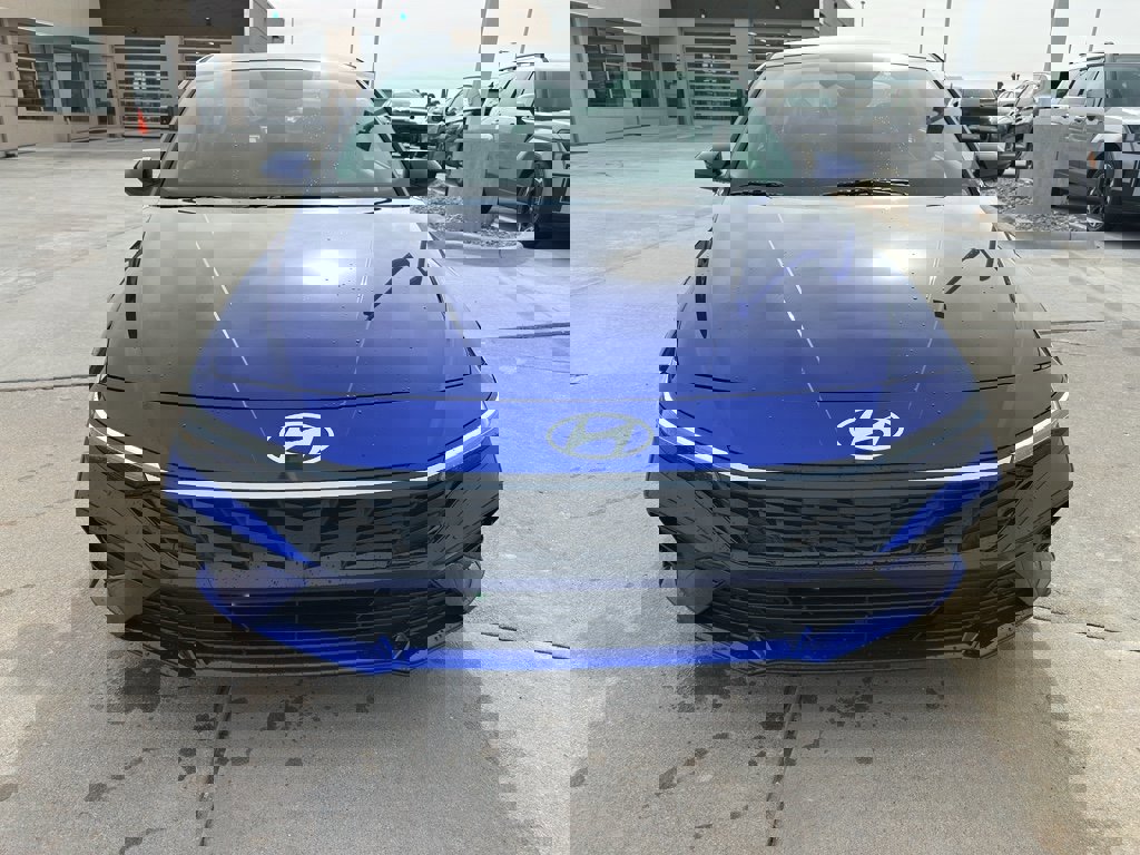 New 2026 Hyundai Elantra SE image 8