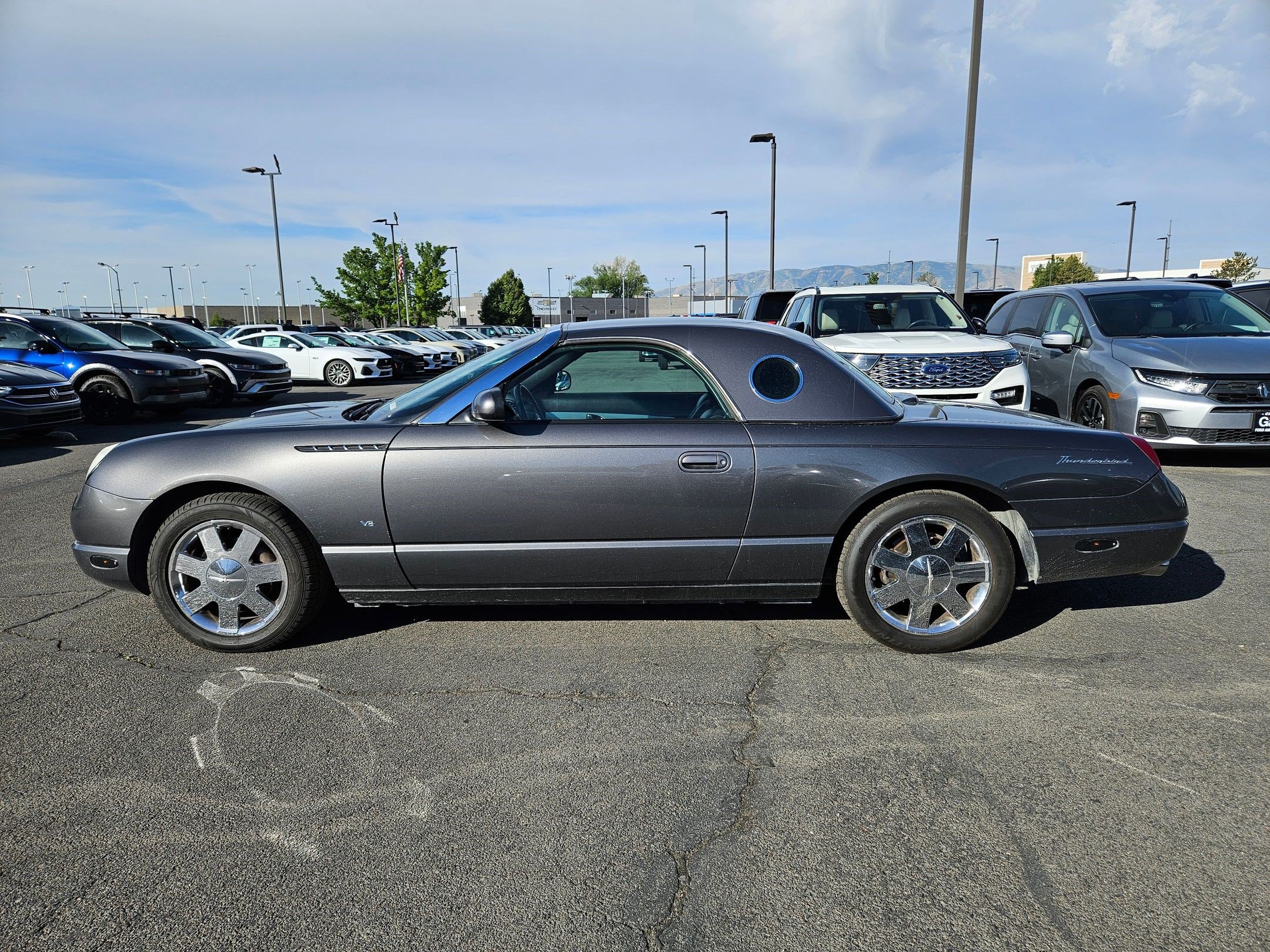 Used 2003 Ford Thunderbird RWD image 7