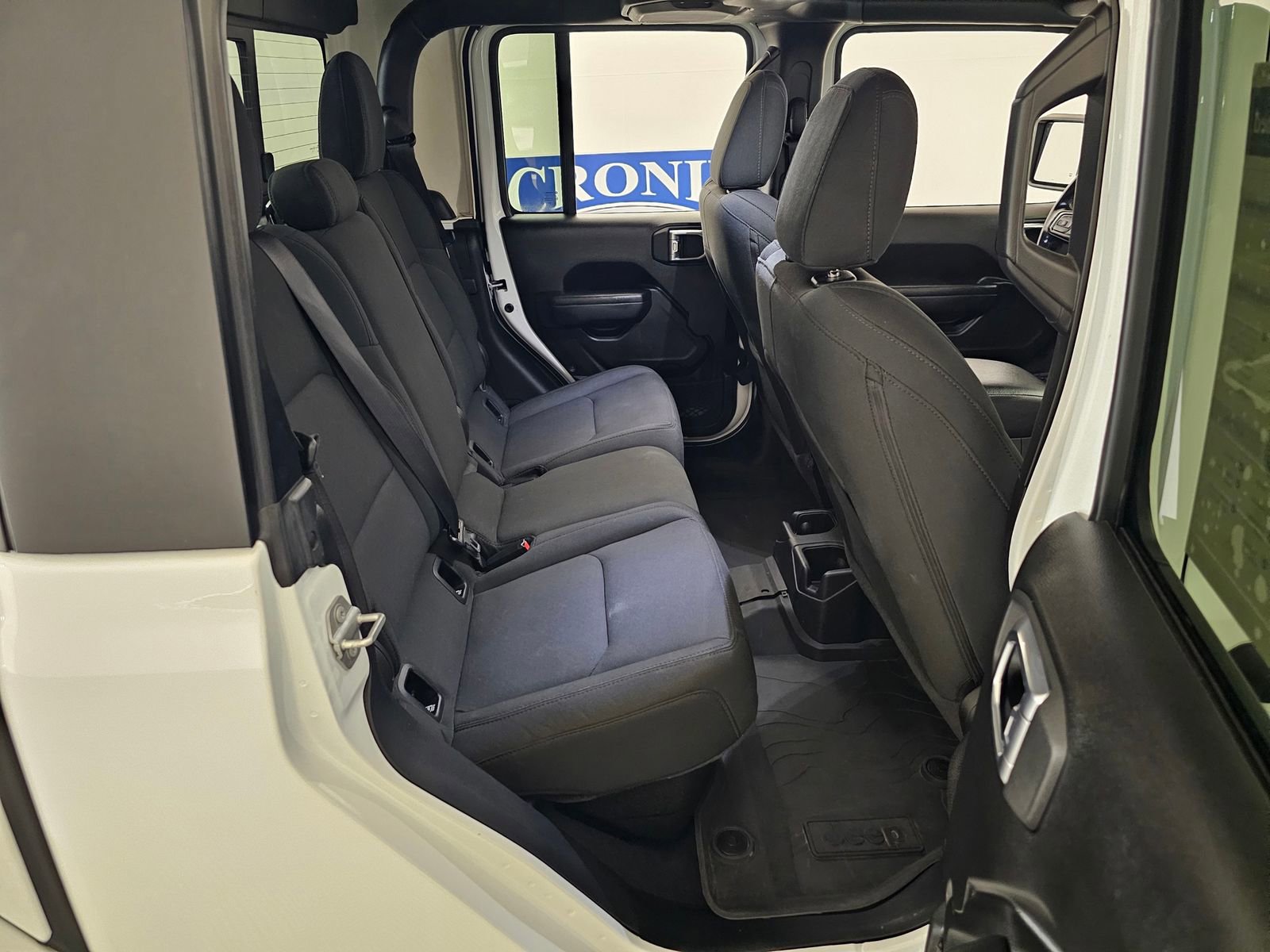 Used 2022 Jeep Gladiator Sport image 45