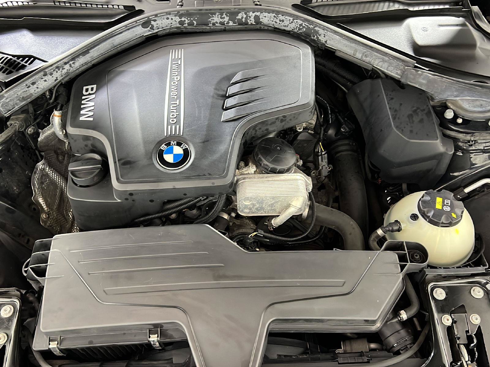 Used 2018 BMW 320i xDrive Sedan AWD/4WD image 22