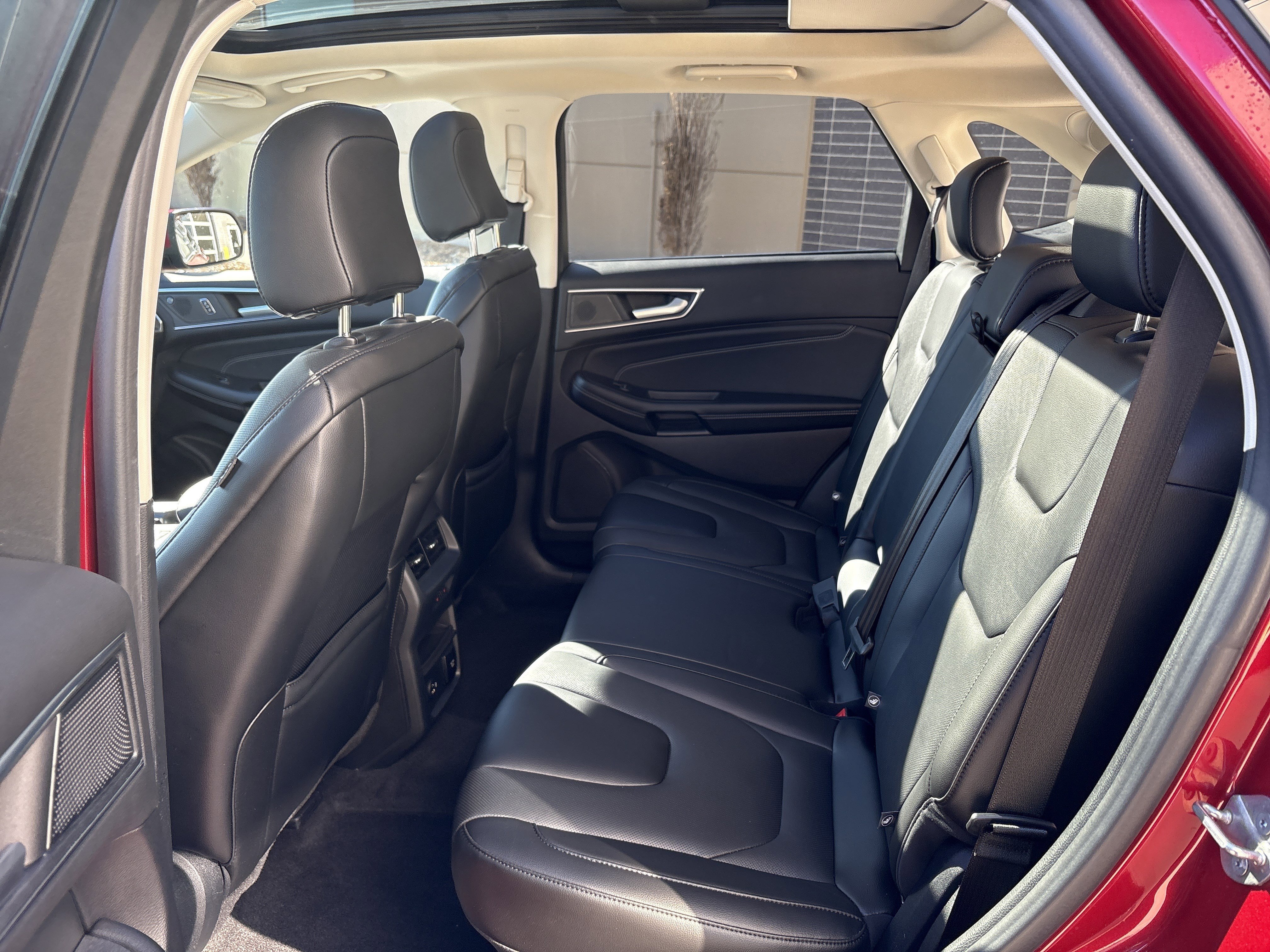 Used 2021 Ford Edge Titanium w/ Equipment Group 301A image 31