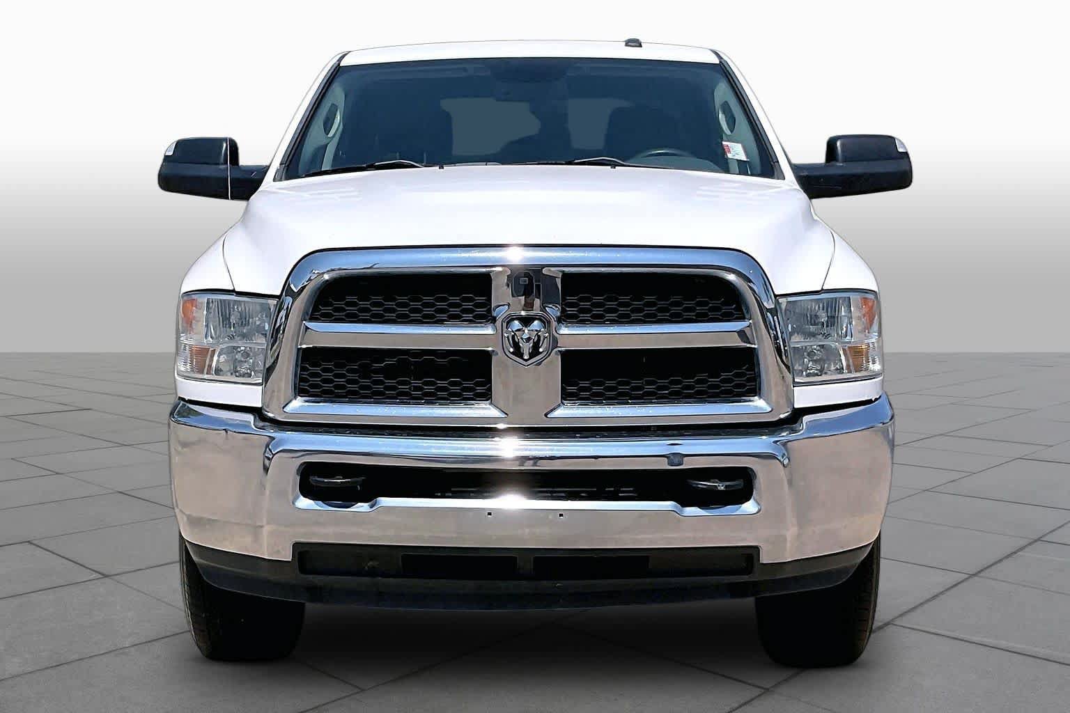 Used 2014 RAM 2500 Tradesman w/ Chrome Appearance Group AWD/4WD image 3