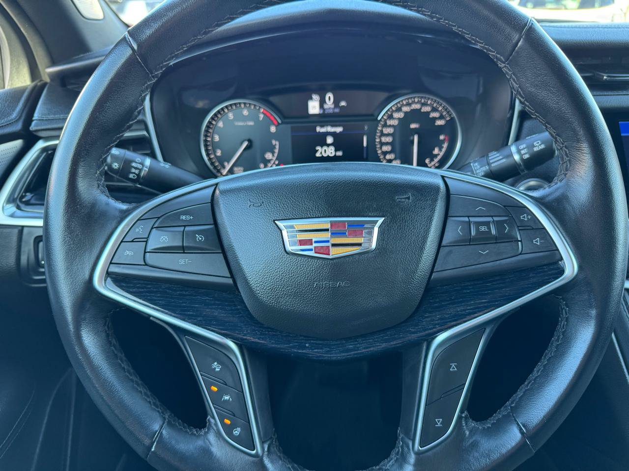 Used 2024 Cadillac XT5 Premium Luxury AWD/4WD image 17