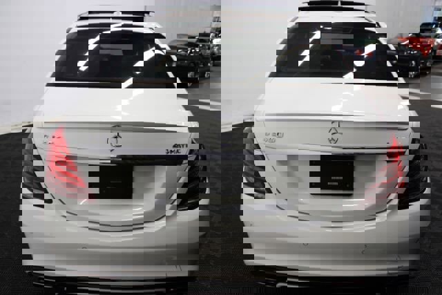 Used 2015 Mercedes-Benz S 550 4MATIC image 6