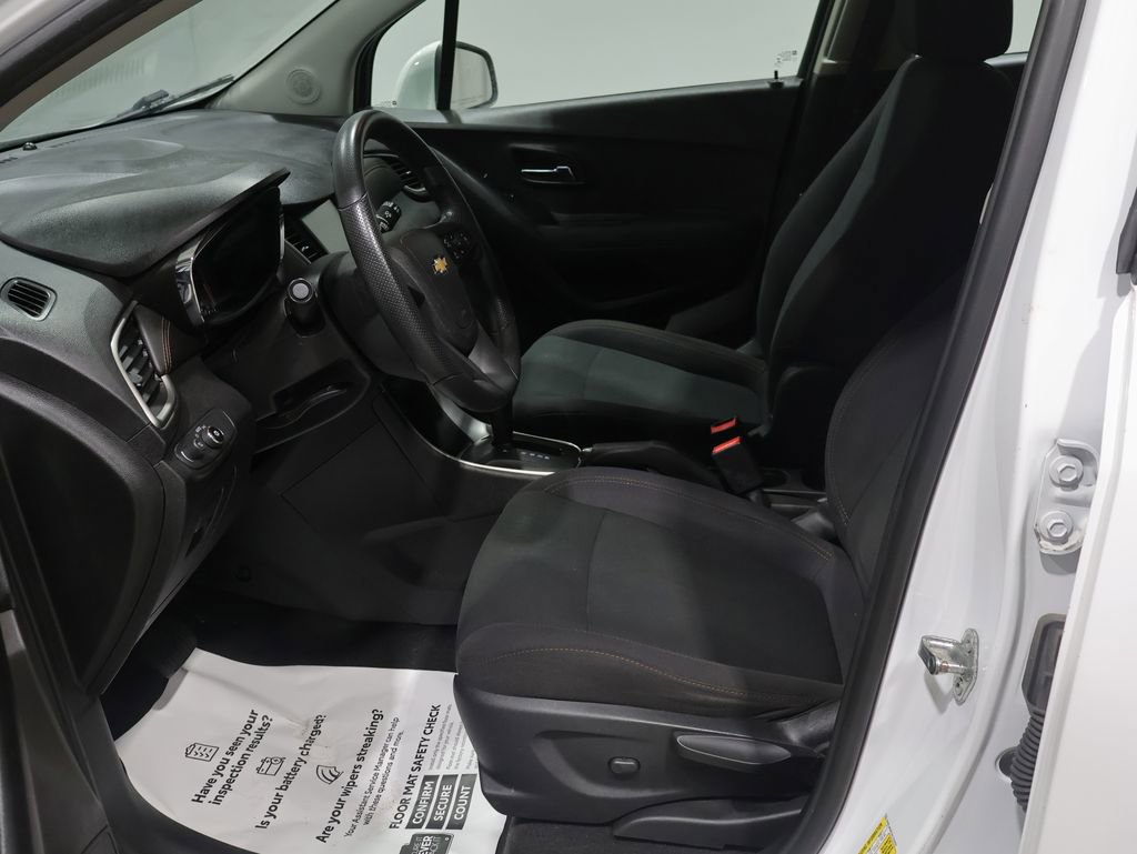 Used 2017 Chevrolet Trax LS image 11