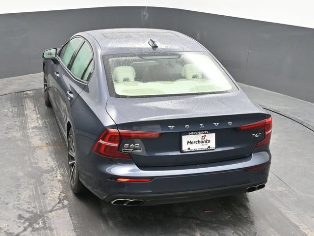 Used 2021 Volvo S60 T6 Momentum AWD/4WD image 33