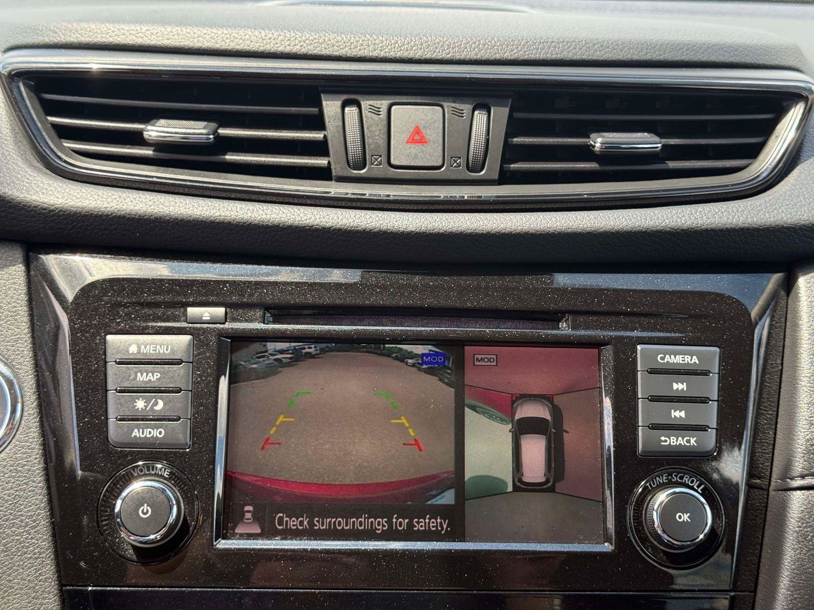 Used 2020 Nissan Rogue SV w/ Sun & Sound Touring Package AWD/4WD image 25