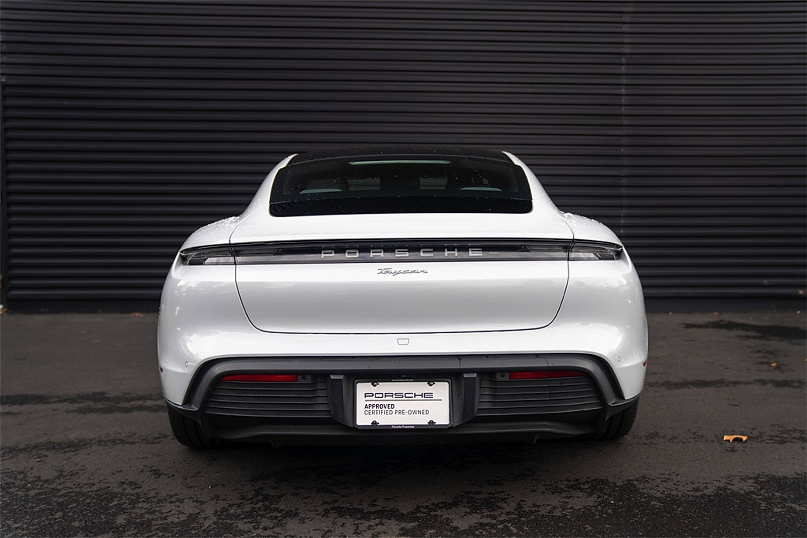 Certified 2023 Porsche Taycan image 28