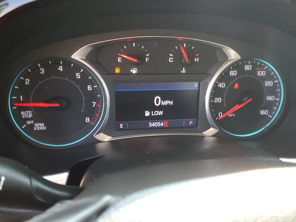 Used 2020 Chevrolet Traverse LT FWD image 16