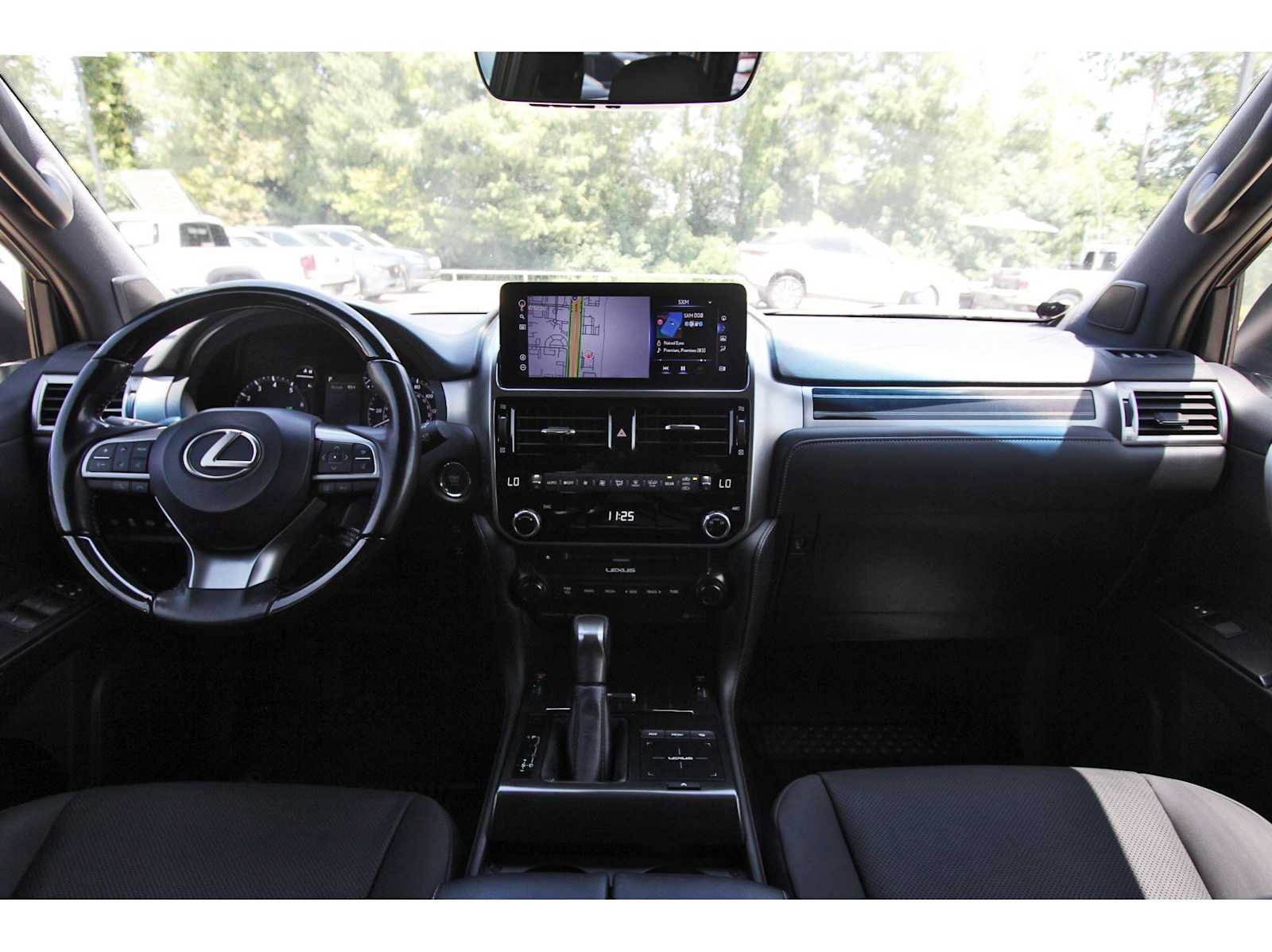 Used 2023 Lexus GX 460 Premium w/ Premium Package AWD/4WD image 7