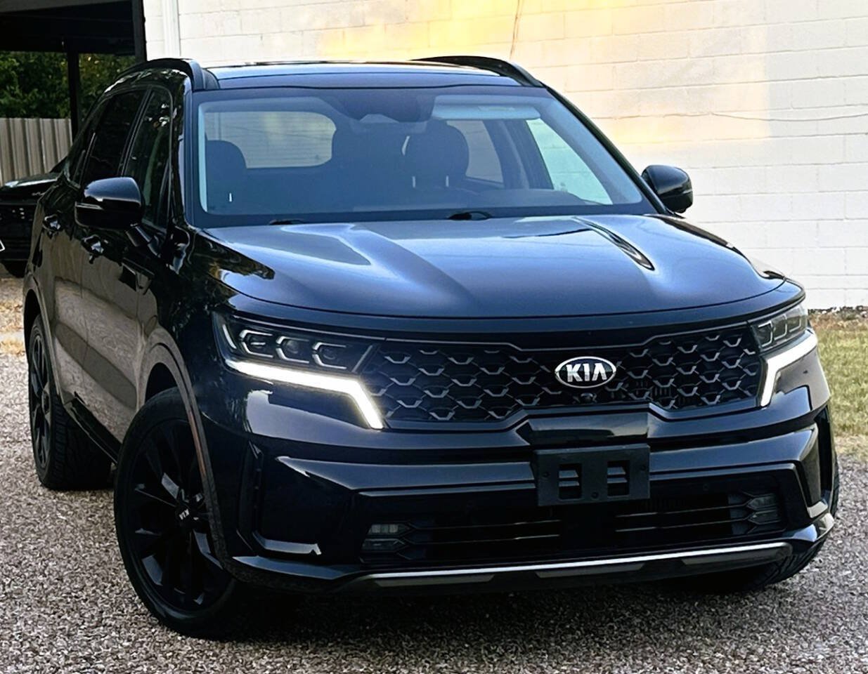 Used 2021 Kia Sorento SX FWD image 2