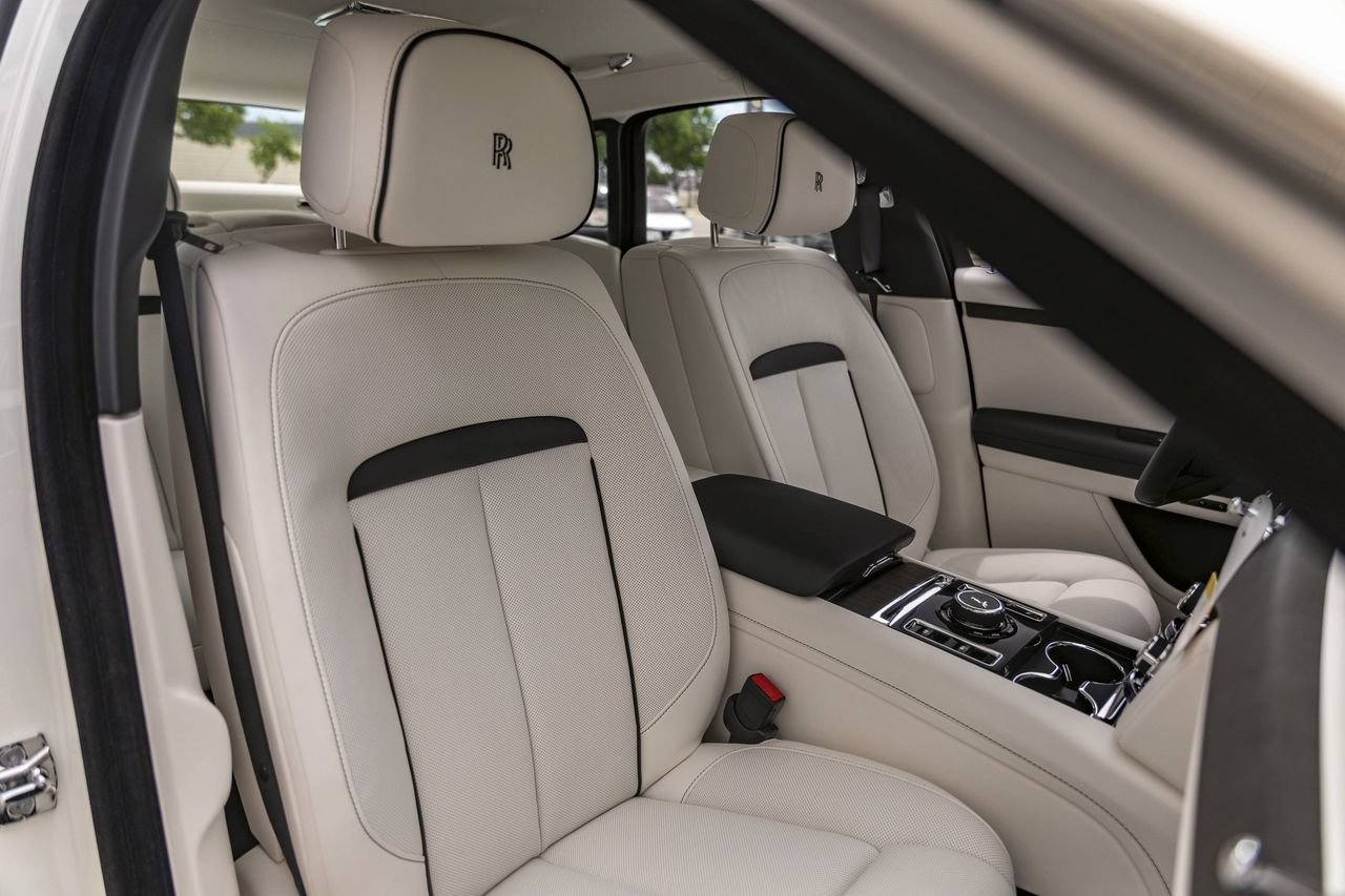 New 2026 Rolls-Royce Ghost AWD/4WD image 63