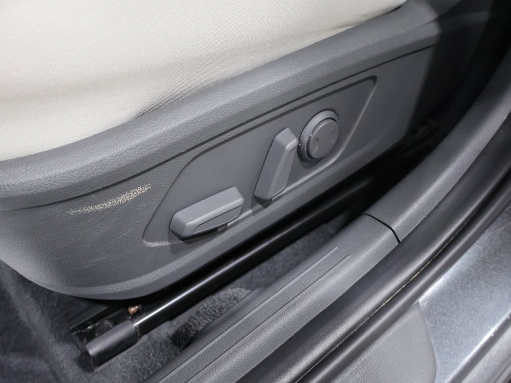 Used 2025 Hyundai Sonata SEL FWD image 12