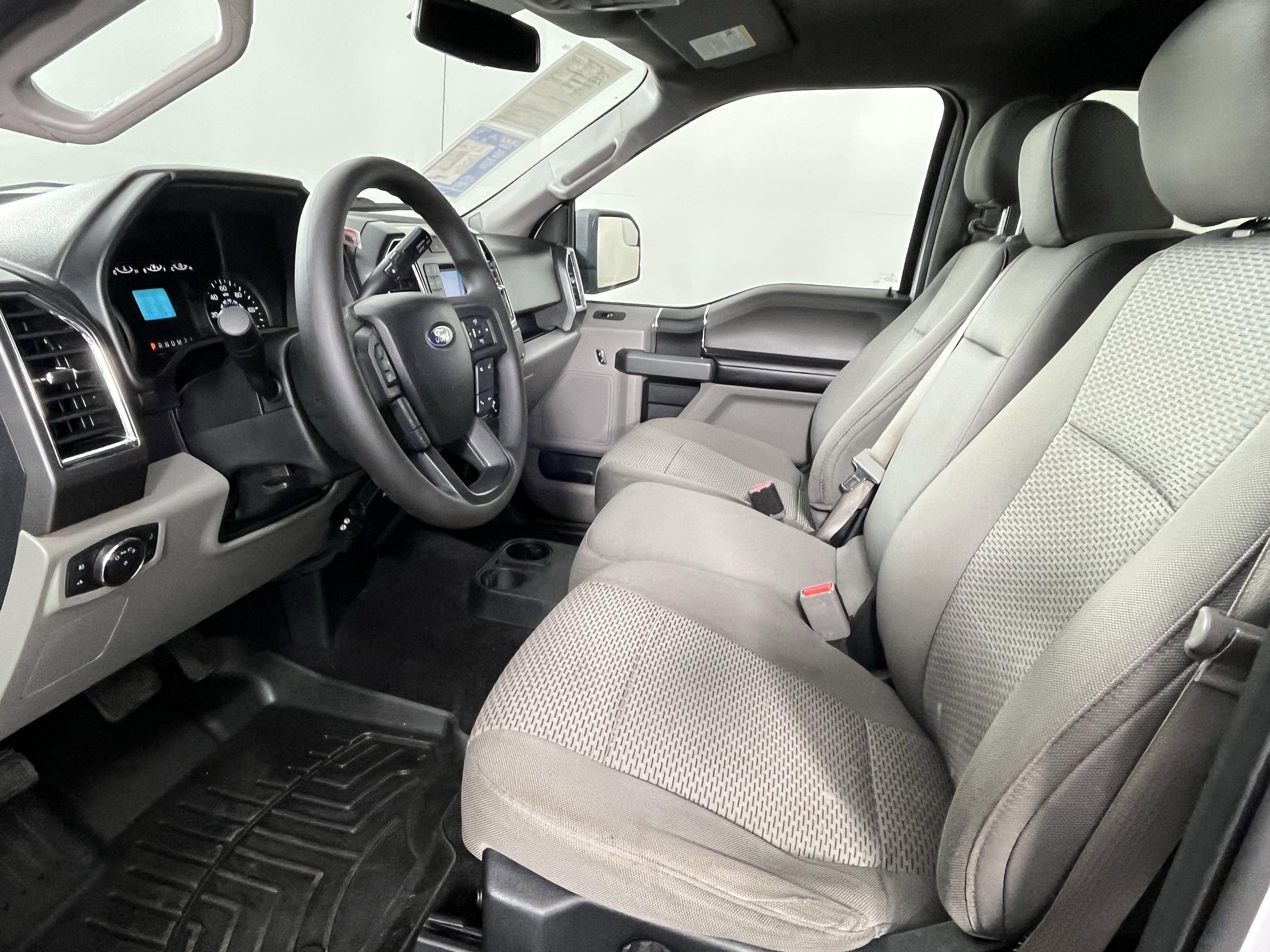 Used 2016 Ford F150 XLT image 10