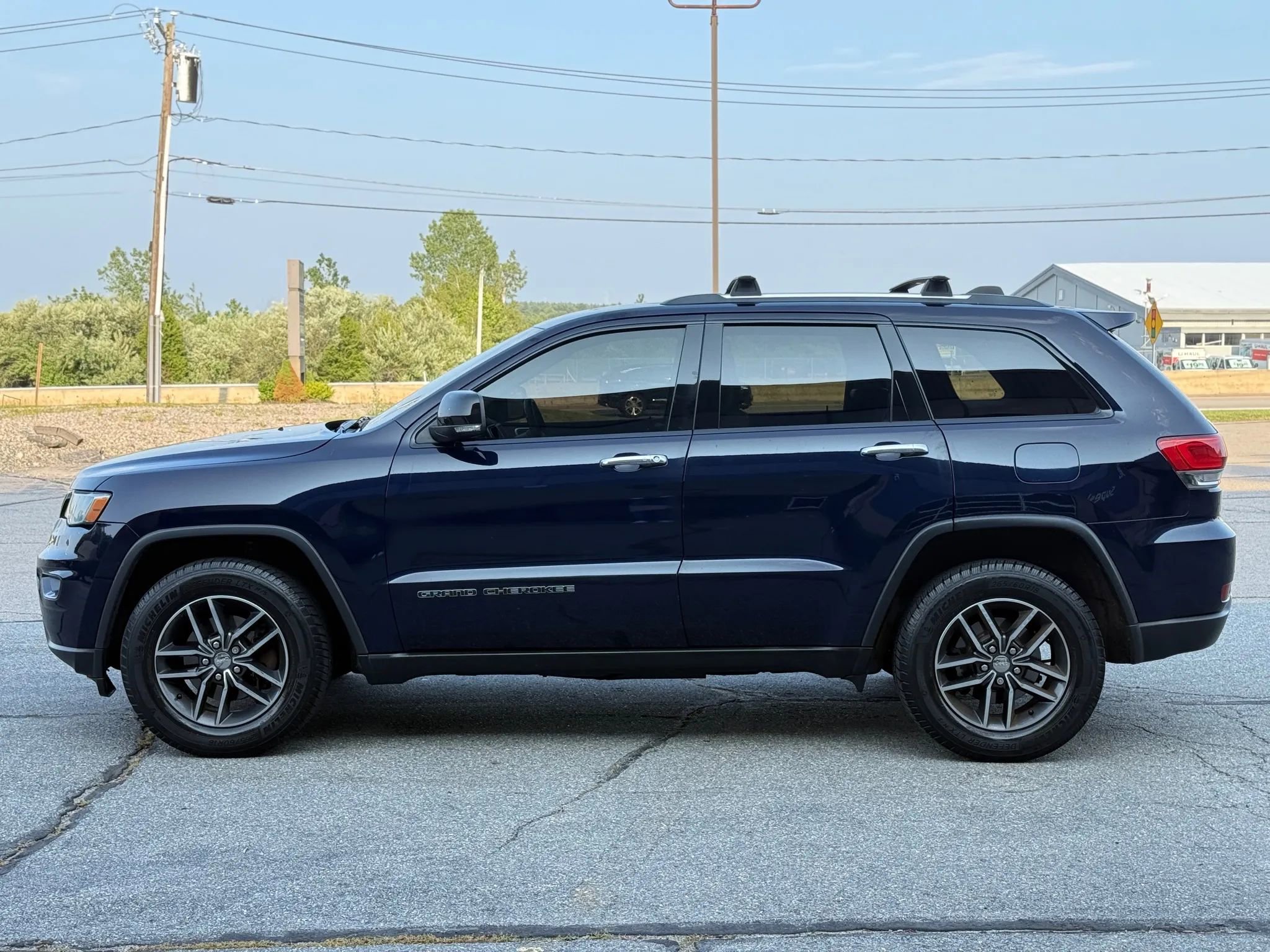 Used 2018 Jeep Grand Cherokee Limited image 8