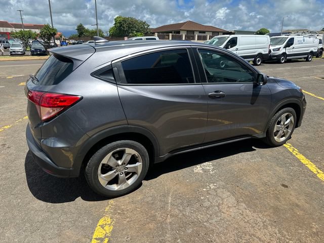 Used 2017 Honda HR-V LX image 5