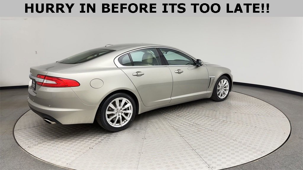 Used 2012 Jaguar XF image 2