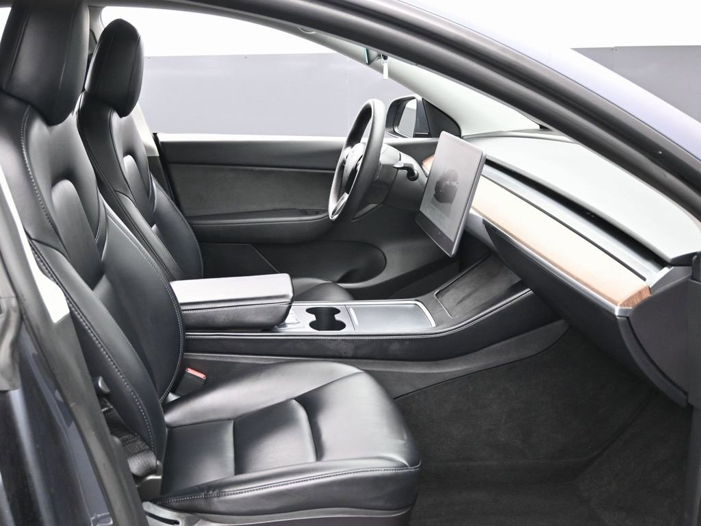 Used 2022 Tesla Model Y Performance image 39
