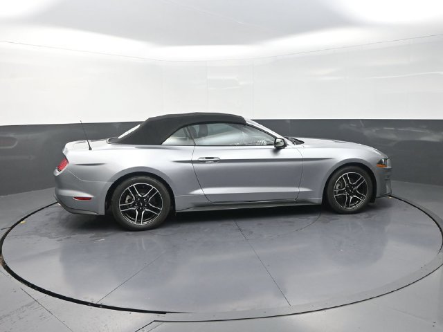 Used 2023 Ford Mustang Premium RWD image 9
