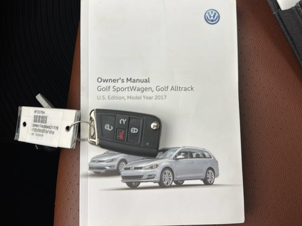 Used 2017 Volkswagen Golf Alltrack SE AWD/4WD image 30