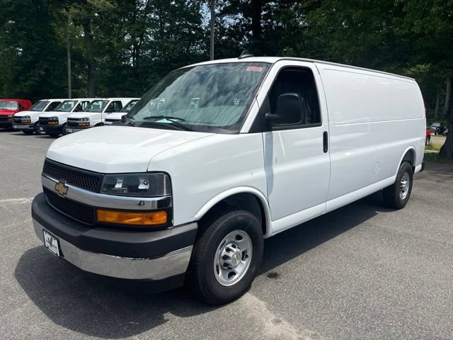 New 2026 Chevrolet Express 3500 Extended w/ Driver Convenience Package RWD image 2