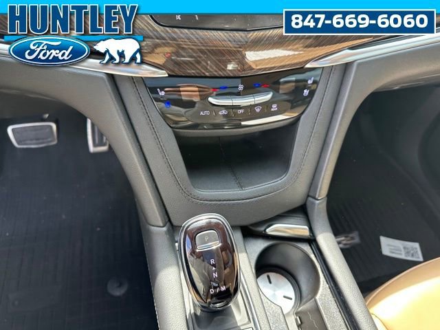 Used 2024 Cadillac XT6 Sport w/ LPO, Onyx Lite Package image 29
