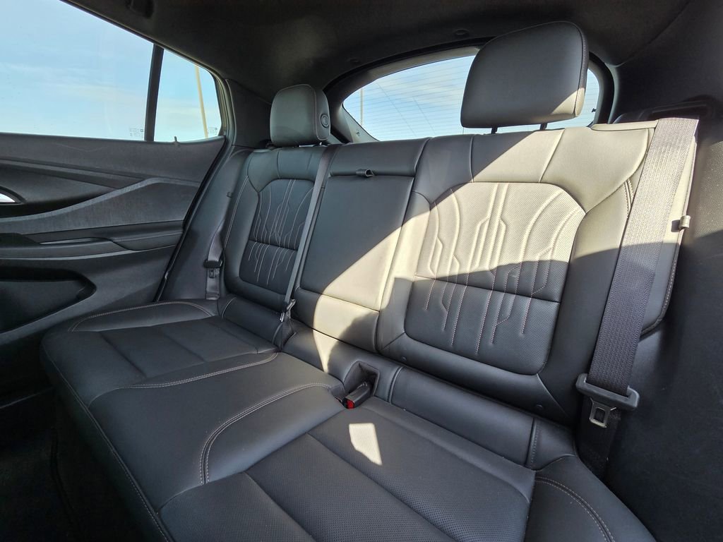 Used 2024 Buick Envista Avenir FWD image 24