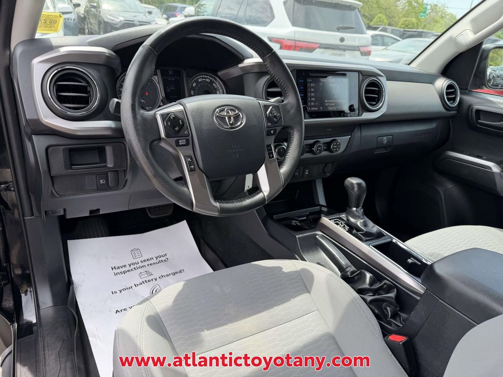 Used 2019 Toyota Tacoma SR5 AWD/4WD image 16