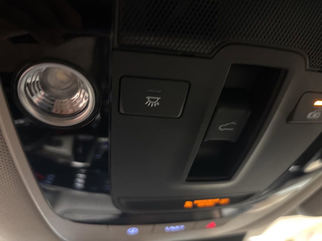 Used 2021 Kia Sorento EX w/ Panoramic Sunroof Package AWD/4WD image 19